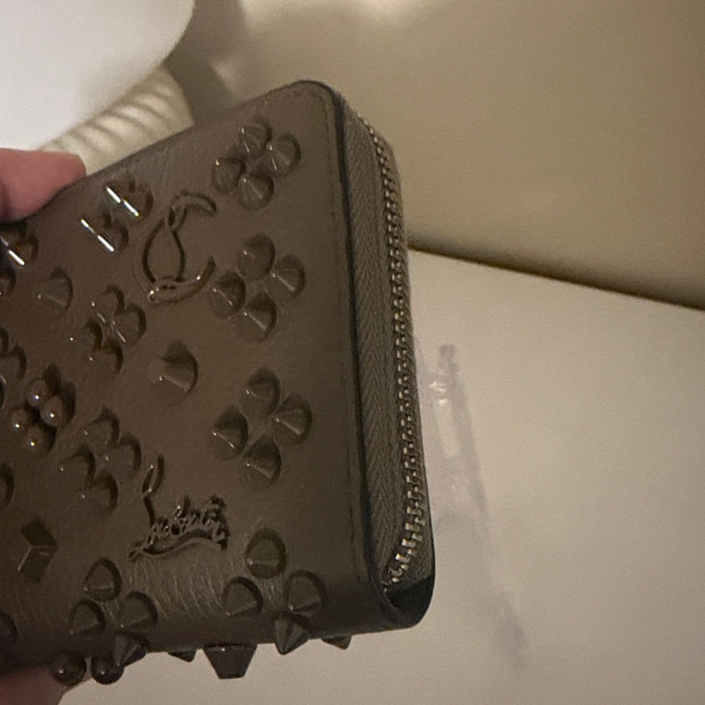 Christian Louboutin Panettone Calfskin Wallet Full Inclusion & COA - Picture 5 of 11